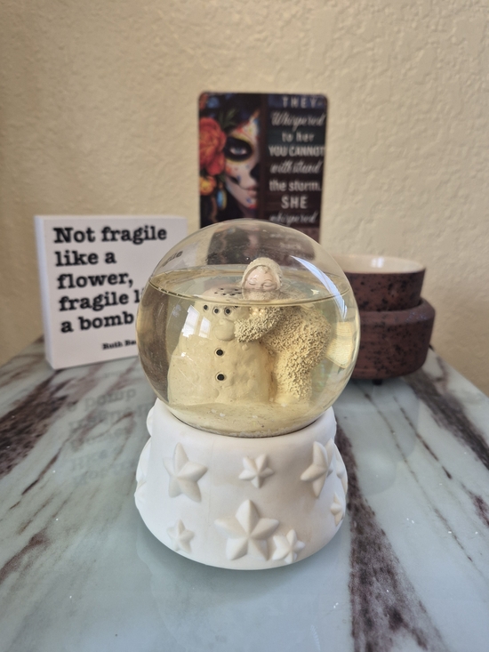 Department 56 Other - Snowbabies Musical Water Globe "I Hug You Goodnight"